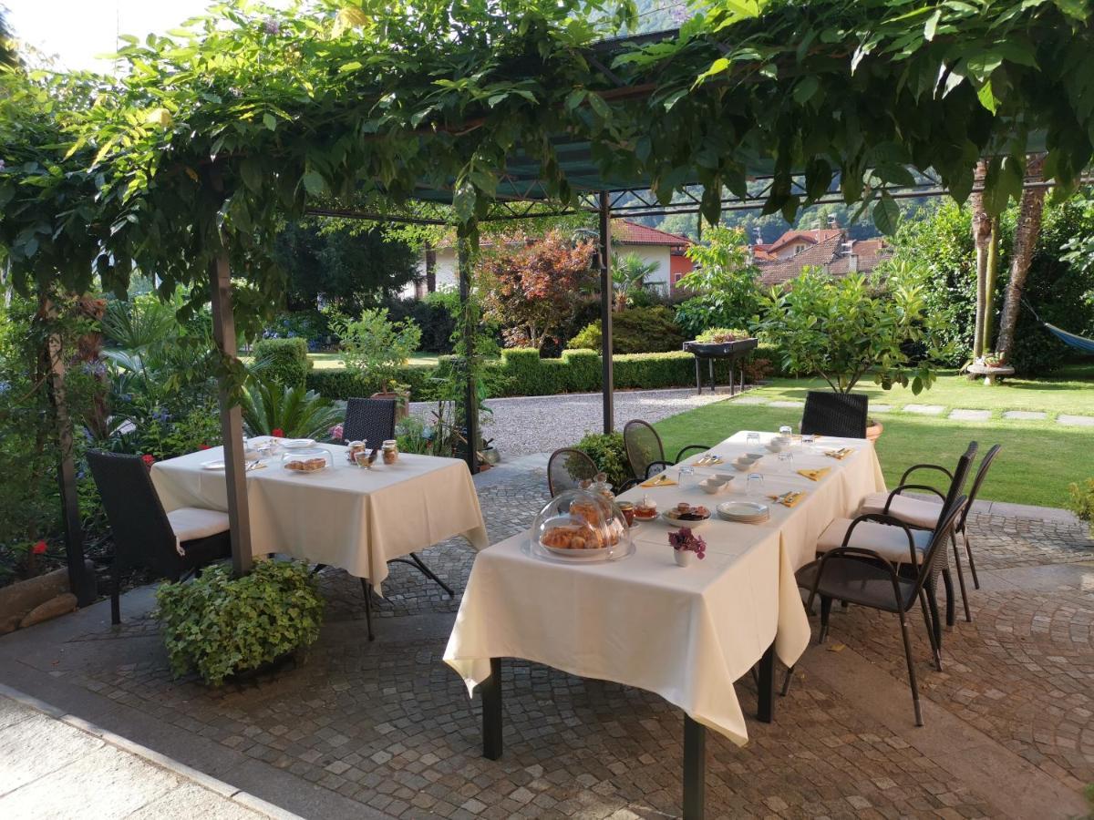 B&B Villa Dei Pini กันโนบีโอ ภายนอก รูปภาพ