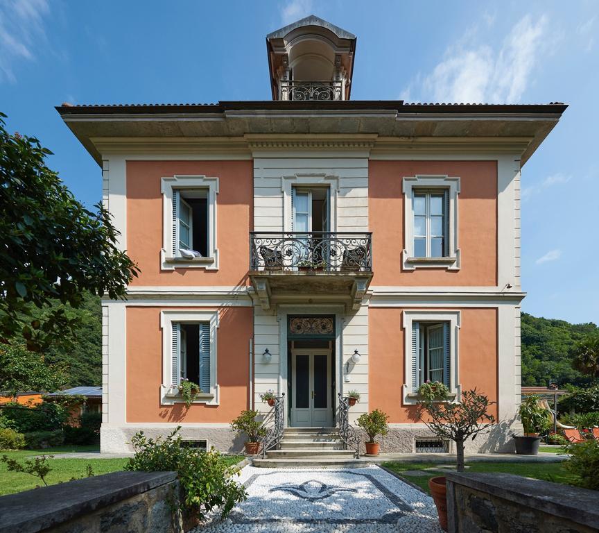 B&B Villa Dei Pini กันโนบีโอ ภายนอก รูปภาพ