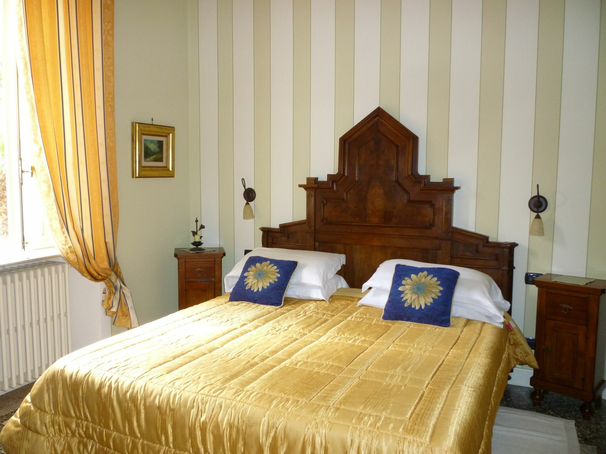 B&B Villa Dei Pini กันโนบีโอ ภายนอก รูปภาพ