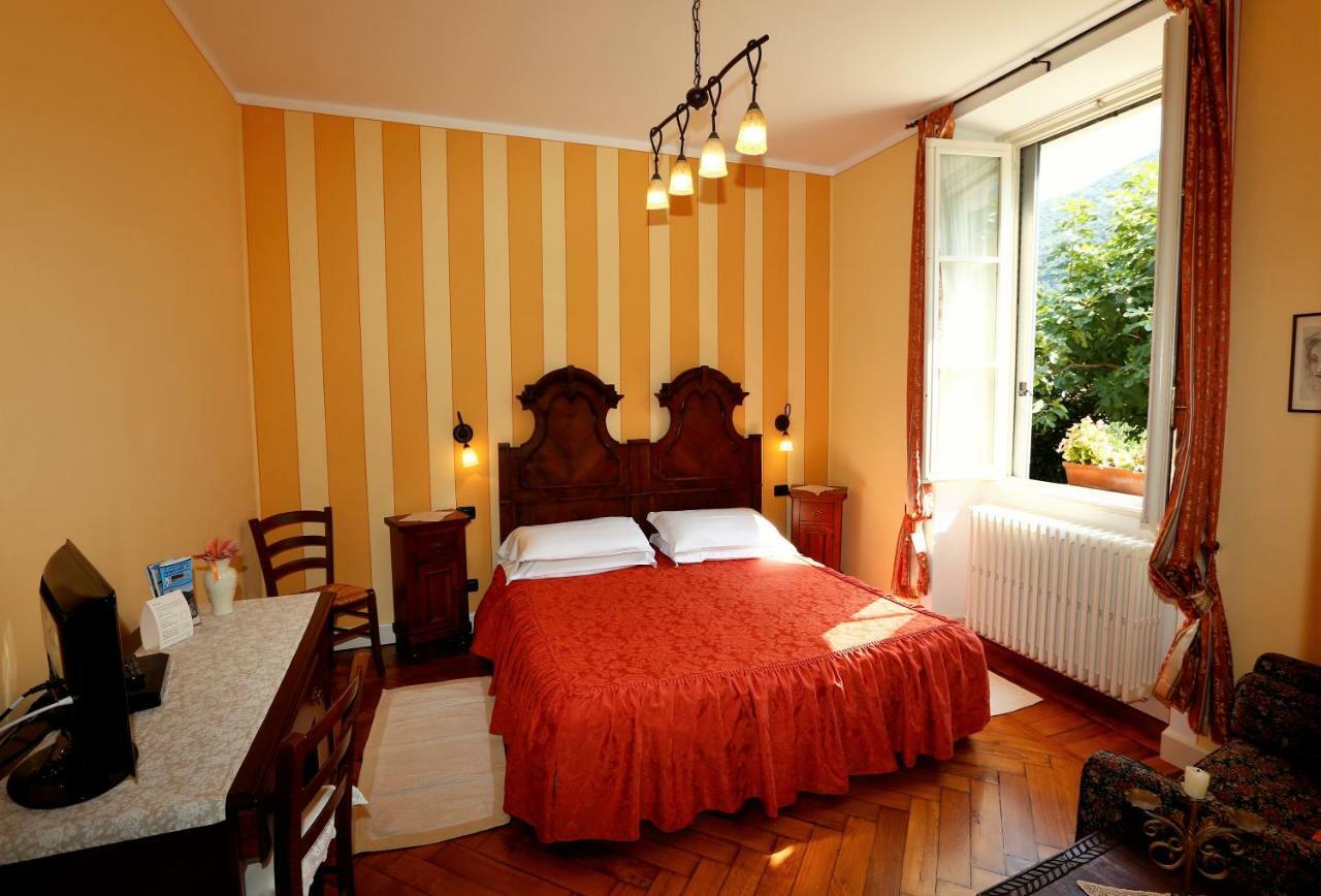 B&B Villa Dei Pini กันโนบีโอ ภายนอก รูปภาพ