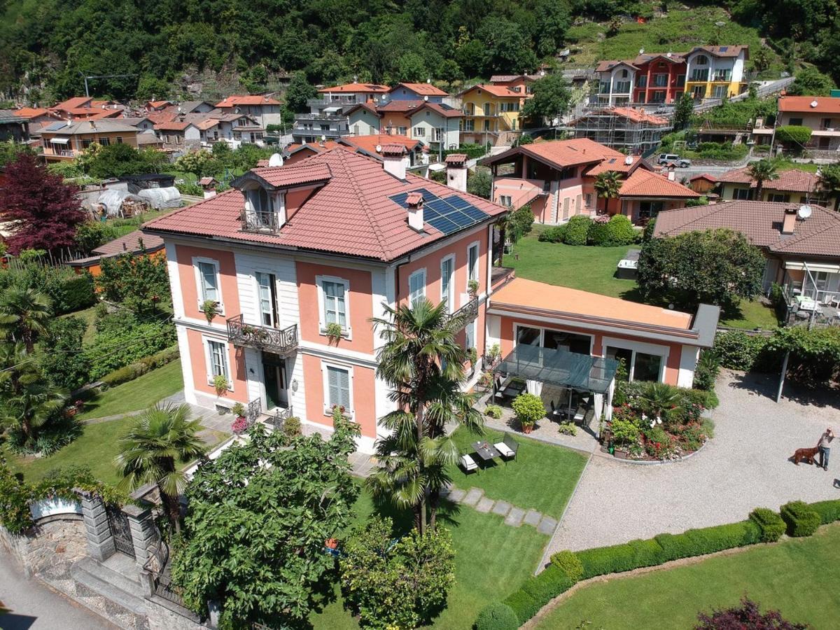B&B Villa Dei Pini กันโนบีโอ ภายนอก รูปภาพ